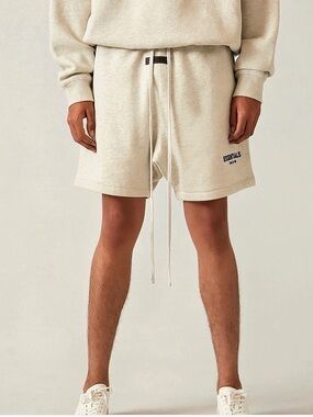 Fear of God ESSENTIALS Light Oatmeal Sweat Shorts Size Small NWT